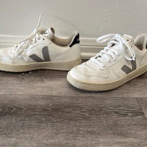 Veja V-10 White Sneakers